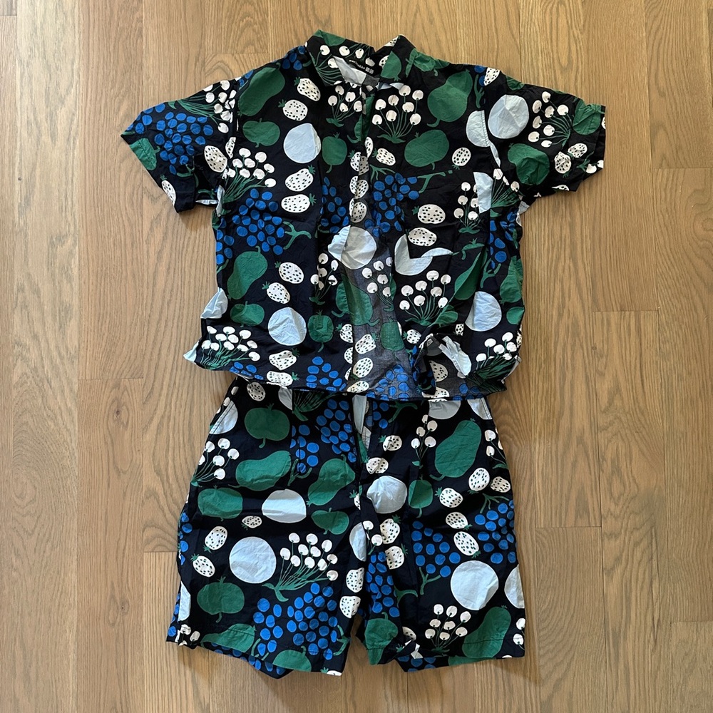Marimekko x Uniqlo 2 piece short and short sleeve set